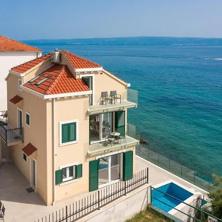 Epetium Villa